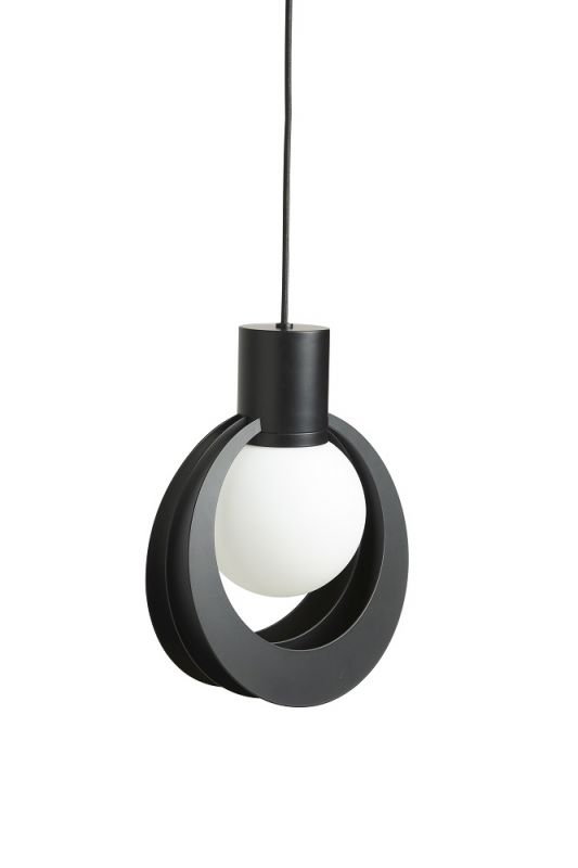 Schwarze Lunar Pendelleuchte von Woud mit runder, weißer Glaskugel und minimalistischem Design.